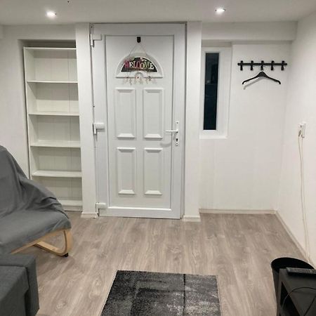 Dobozi Apartman Debreţin Exterior foto