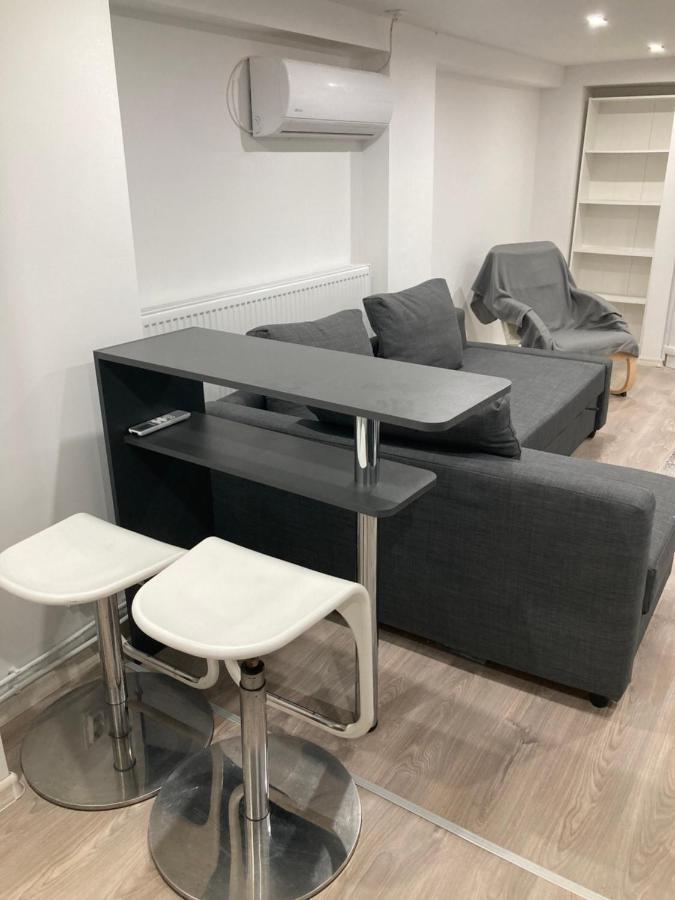 Dobozi Apartman Debreţin Exterior foto