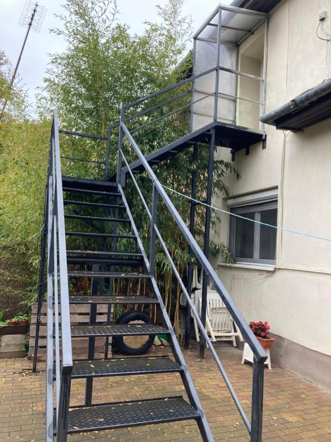 Dobozi Apartman Debreţin Exterior foto